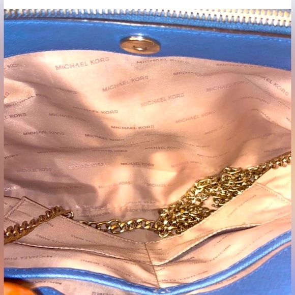 MICHAEL KORS Saffiano Leather Bag, EUC - Picture 10 of 11